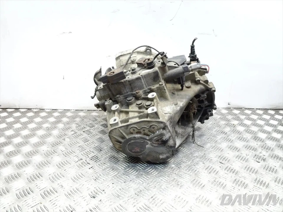 Kia Ceed 5-Gang-Schaltgetriebe 1.6 CRDi 90 Diesel 66kW (90 HP) TU65 2008 (06-12) - Image 4 of 4