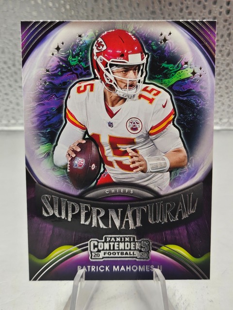 2021 Panini Contenders Patrick Mahomes II Supernatural #SN-PMA Chiefs