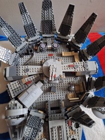 Lego Millennium Falcon 75105