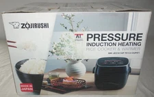 New Zojirushi NW-JEC10BA Pressure Induction Heating Rice Cooker & Warmer 5.5 Cup