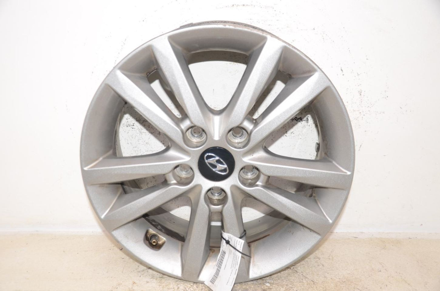 2015-2017 HYUNDAI SONATA 16x6.5 Alloy 5 Double Spoke US Built Wheel       919473