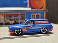 1969 Volkswagen Squareback 164 Hot Wheels 2018 Metro 5-pack Exclusive Loose