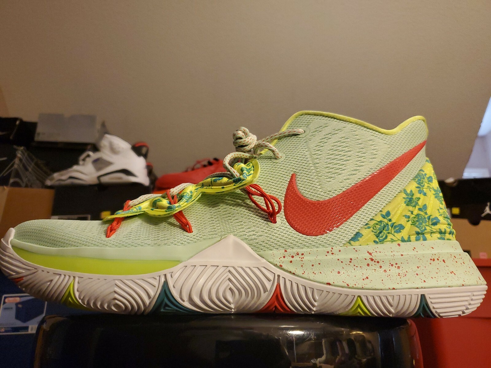 Nike Kyrie 5 EYBL Promo Ember Spruce Basketball Shoe CQ2484 300 Men's