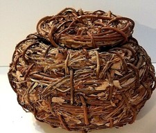 RARE Lidded KUMEYAAY Indian Basket Acorn coiled with willow Inc Paper Insert
