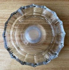 US SECURITIES & EXCHANGE COMMISSION 8" Glass Ashtray - VGUC