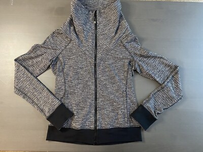 Lululemon 美品Bubble-Knit Zip Upハケット Lululemon 美品Bubble-Knit Zip Upハケット Lululemon 美品