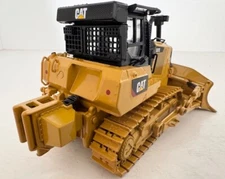 1:50 Caterpillar D7E Track Type Tractor Dozer By Diecast Masters