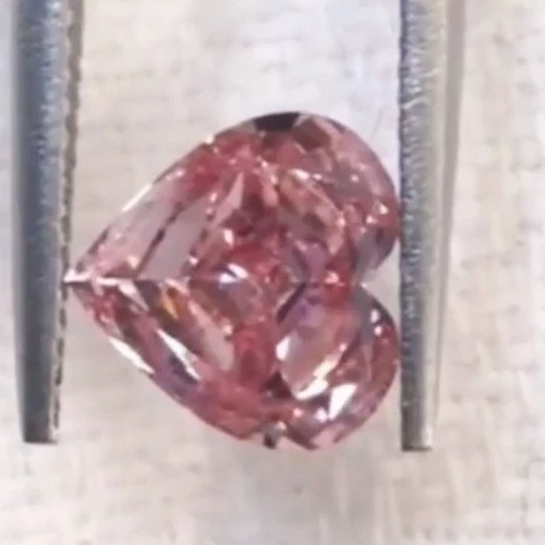 1 Pcs Certified VVS1 D Grade Heart Cut 13x13 MM Natural Pink Color Diamond - Image 3 of 3