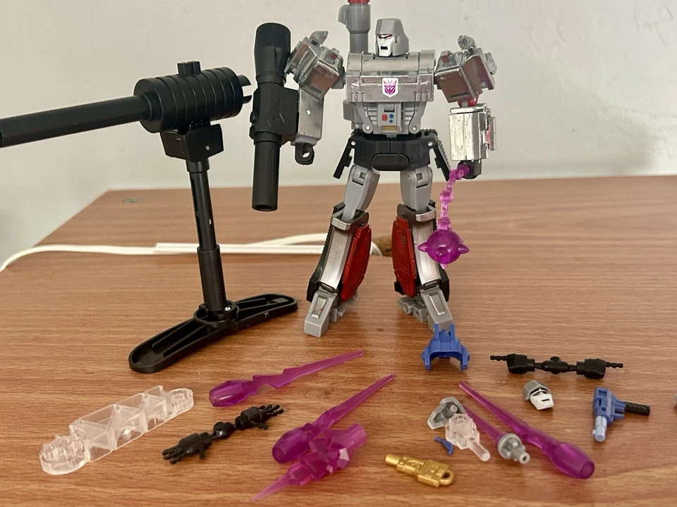 Figura de acción personalizada Transformers G1 Megatron Decepticon Leader 6" Foto 2 de 4