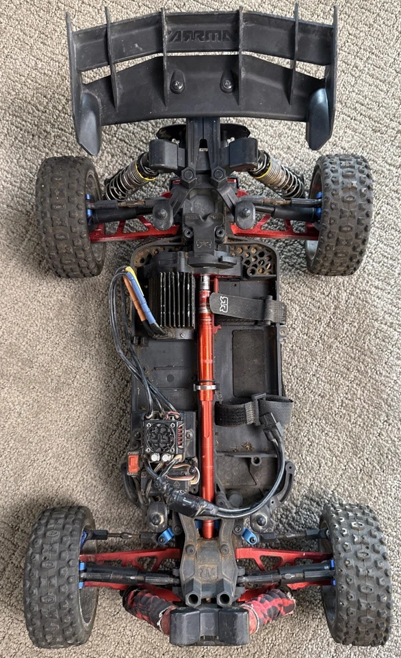 ARRMA 1/8 Typhon 3s BLX 4wd Brushless Buggy W/ Spektrum Remote Read Description! - Image 2 of 4