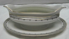 VINTAGE DOMINO BY ZEH SCHERZER BAVARIA GERMANY GRAVY BOAT W/ ATTACHED UNDERPLATE