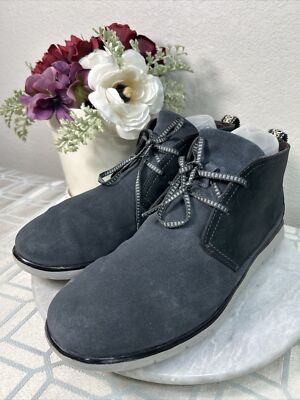 UGG Men display picture 2