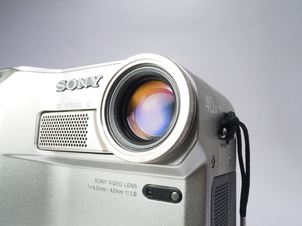 Sony DCR-SC100 Camcorder MiniDV Digital Video Camera LCD Sony DCR-SC100 Camcorder MiniDV Digital Video Camera LCD