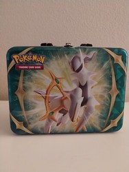 Pokémon TCG: Spring 2022 Collector Chest (Arceus V)
