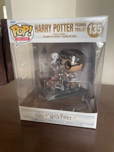 Funko Pop Deluxe Harry Potter #135 Pushing Trolley Hogwarts Express