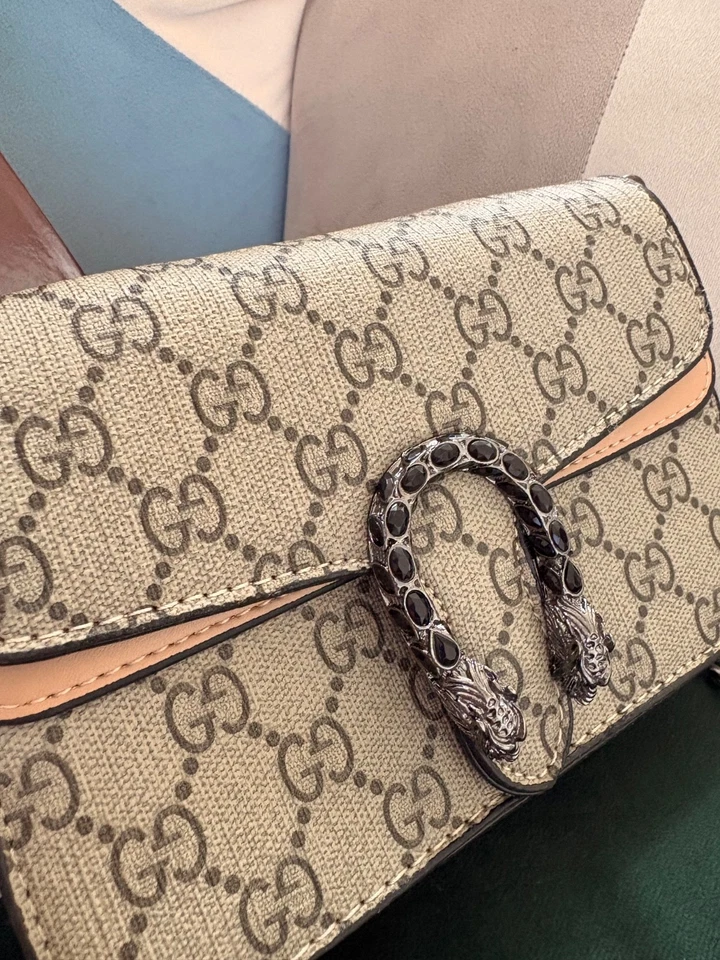 Petit sac gucci dionysus femme - Photo 3/4