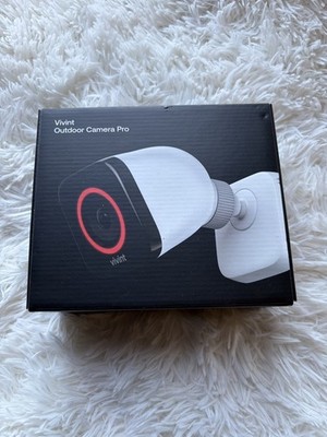 Vivint Outdoor Camera Pro Gen 2 VS-ODC350-WHT FHD 1080p Cube Camera NEW OPEN BOX