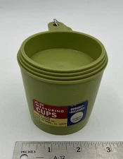 Vtg Serv-Rite Avocado Green Measuring Cup Set 1/4, 1/3, 1/2,& 1 Cup Nesting Prop