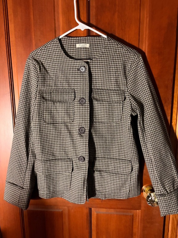 Max Studio Blazer Size M