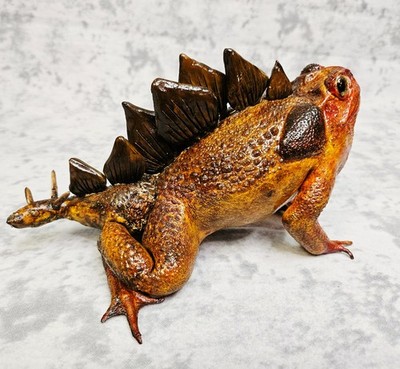 Taxidermy Cane Toad Dinosaur- Stegosaurus Toad frog turtle oddities gaff
