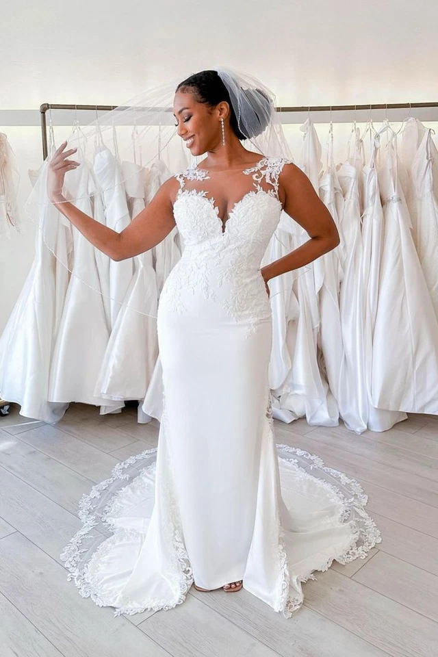 Sexy Mermaid Wedding Dresses Scoop Neck Lace White Ivory Sweep Train Bridal Gown - Image 2 of 4