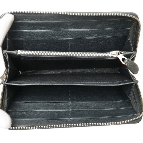 BALENCIAGA Studs Purse Women 【Used】 - Picture 4 of 8