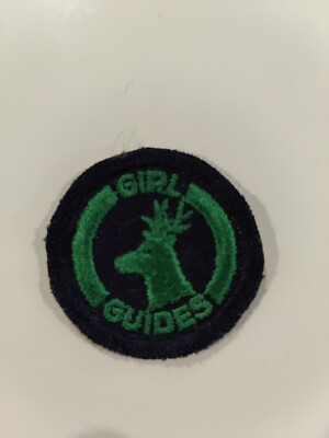 Vintage Girl Guide Badge Dear Hamilton Ontario Area (32A)