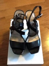 NIB LADIES SIZE 7/37 BAKERS BLACK ELSA OPEN TOE PLATFORM SANDALS