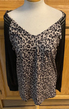 Women's Medium V-neck Long Sleeve Blouse Leopard Print Casual Everyday