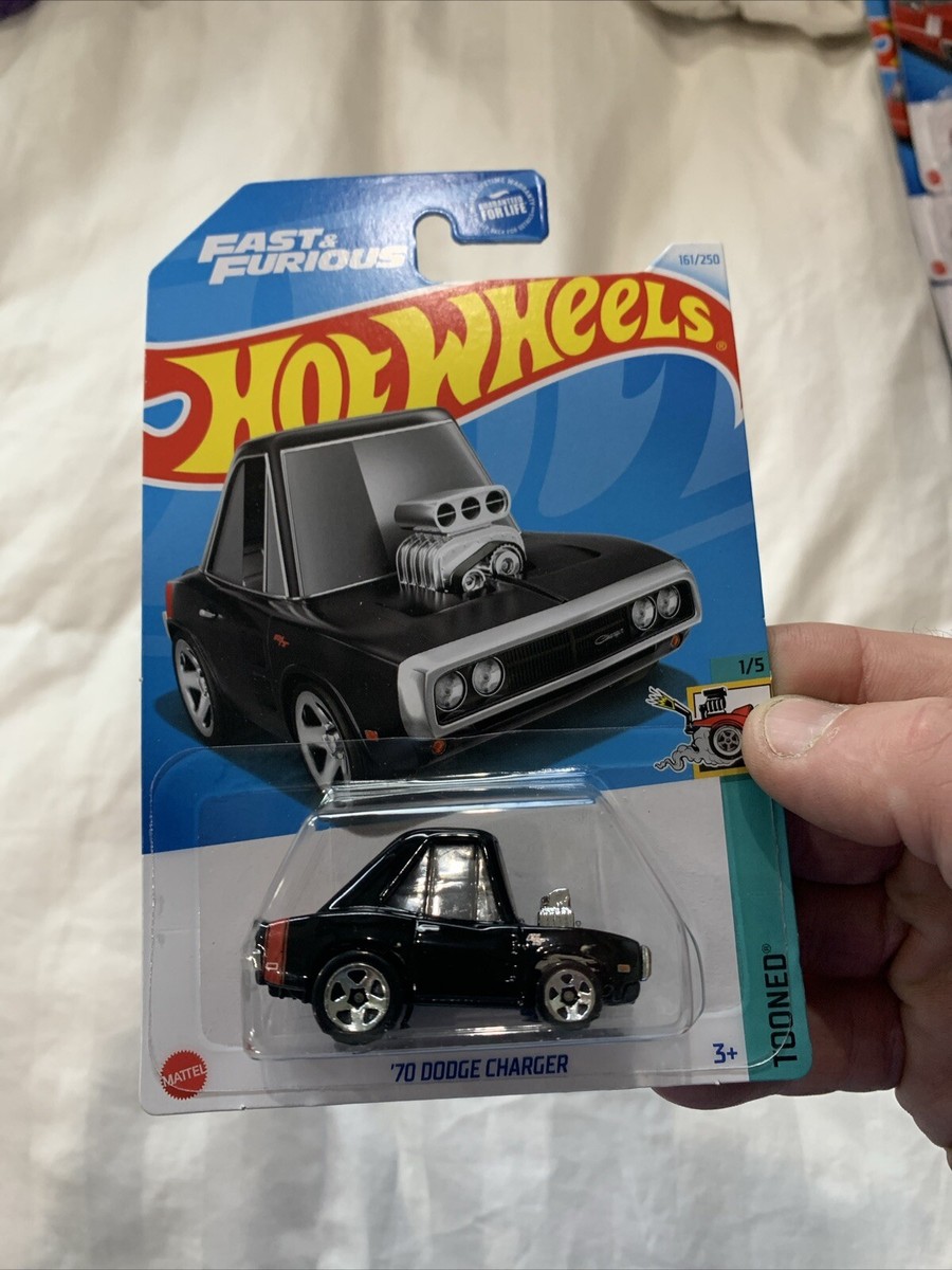 Hotwheels Tooned 70 Dodge Charger Black w/ Red Stripe | eBay