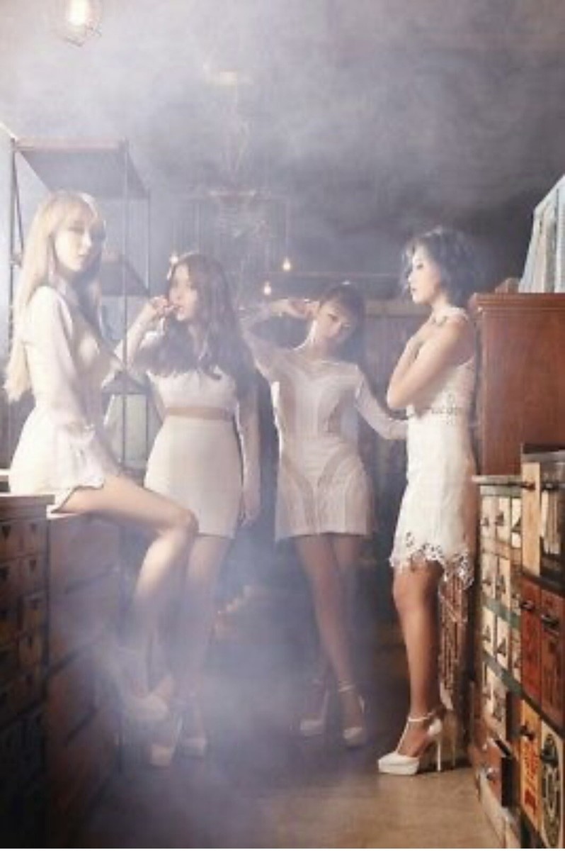 MAMAMOO - MEMORY 4th Mini Album SEALED CD+Photo Book+Photo Card K