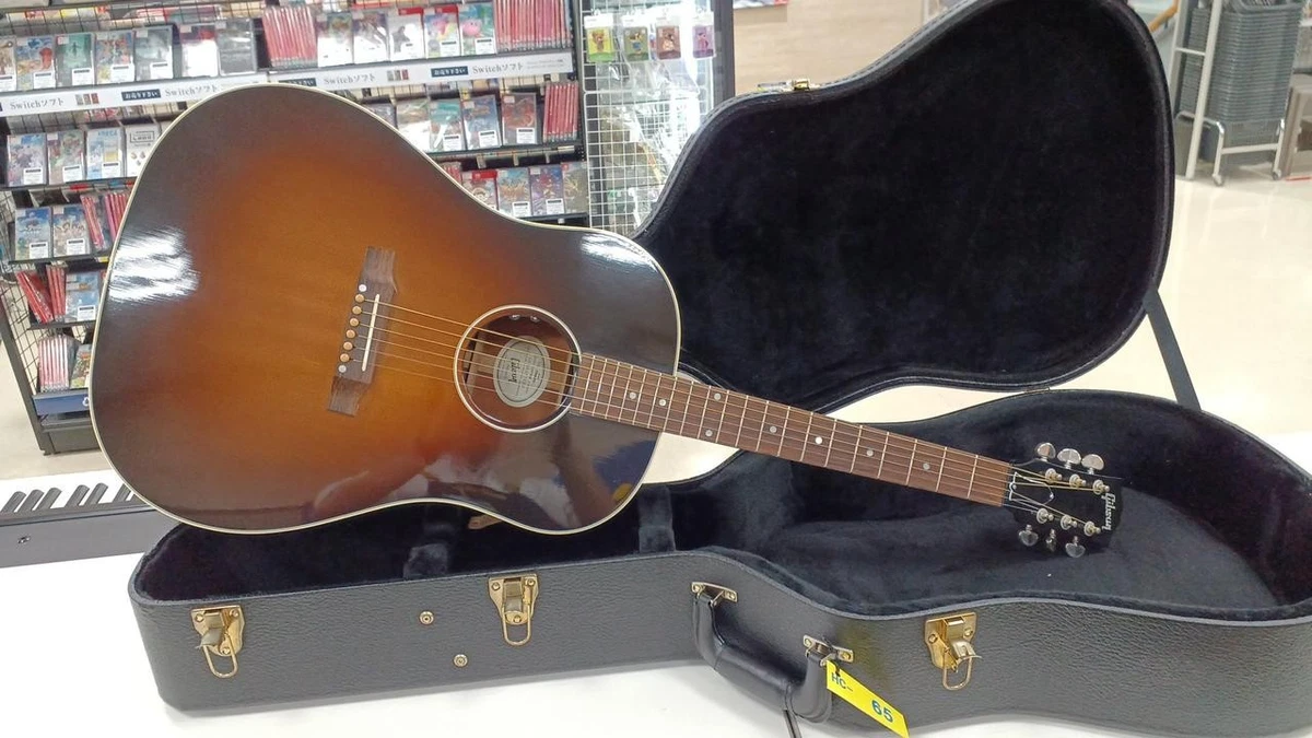 Guitarra eléctrica acústica Gibson J-45 Standard 2017 Sunburst con OHSC sin g...