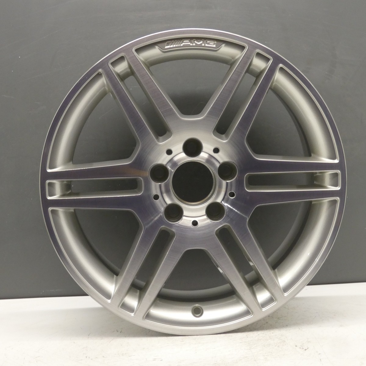 MERCEDES C CLASS W204 AMG 17