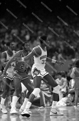 GV568 Patrick Ewing Georgetown Hoyas 8x10 11x14 16x20 Photo
