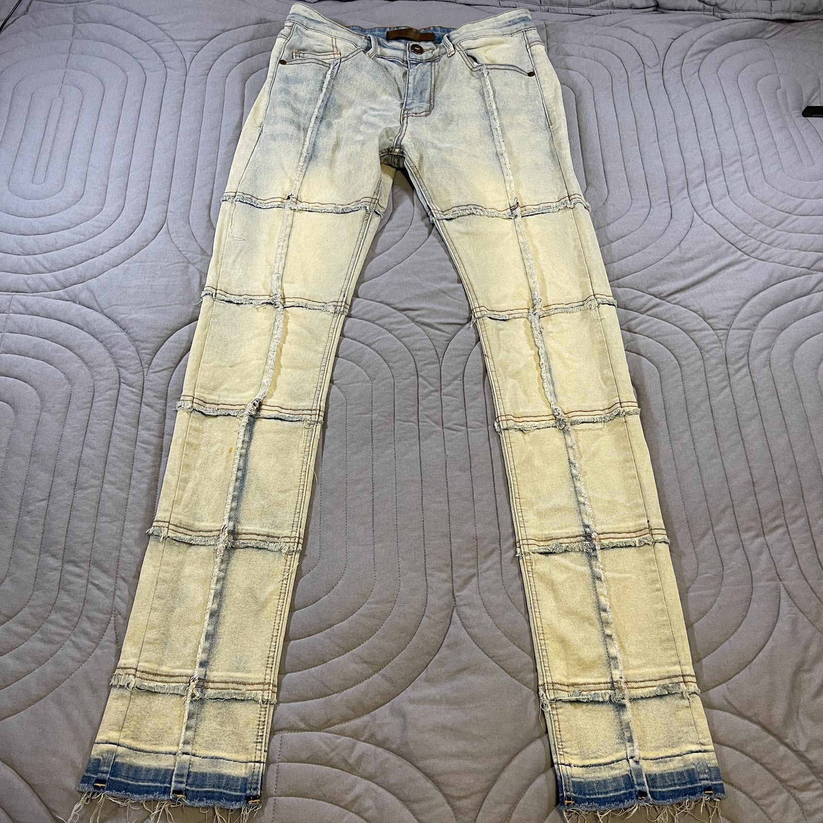 KDNK Jeans Distressed Ladder Slim Fit Denim Faded Blue Men’s Size 32x34 Stylish
