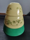 3 VINTAGE PYREX NESTING BOWLS 2: SHENANDOAH YELLOW: 1 GREEN 401 402 403