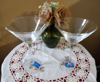 Oneida Schott Zwiesel Crystal Martini Glasses Set of 2