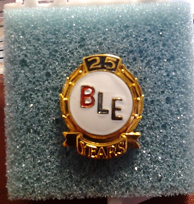 Goldtone 25 yr BLE Service Pin,Brotherhood of Locomotive Engineers,Railway train