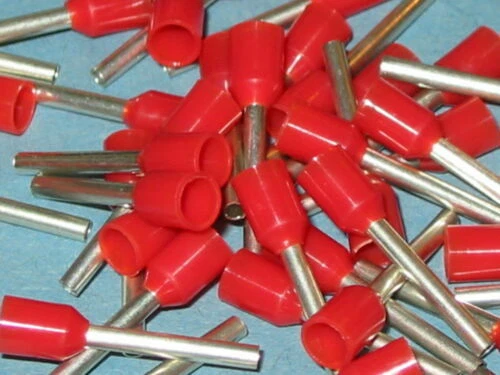 Cables y conductores de equipamiento eléctrico rojos