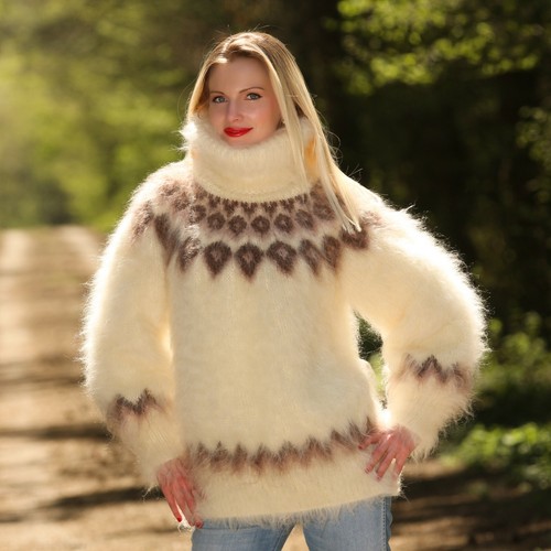 Ivory mohair Icelandic sweater hand 
