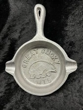 GREAT SMOKEY MTS. Cast Aluminum Skillet Ashtray