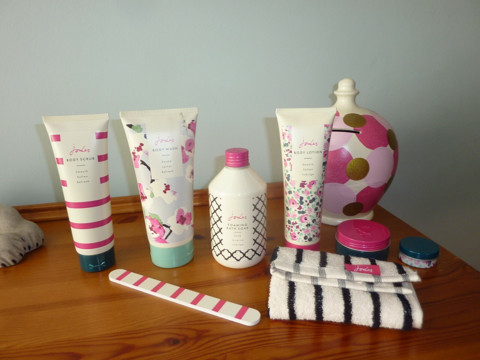 Ladies Joules x 8 Items Body Lotion Bath Soak Shower Gel Body Butter Lip Balm BN eBay