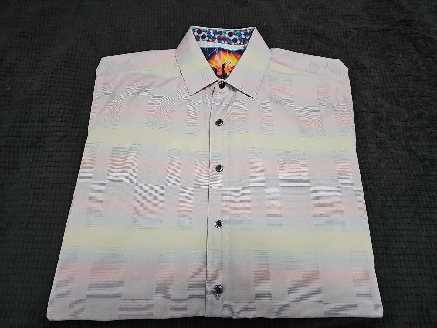 Robert Graham Limited Edition Collectors Button-up Short Sleeve