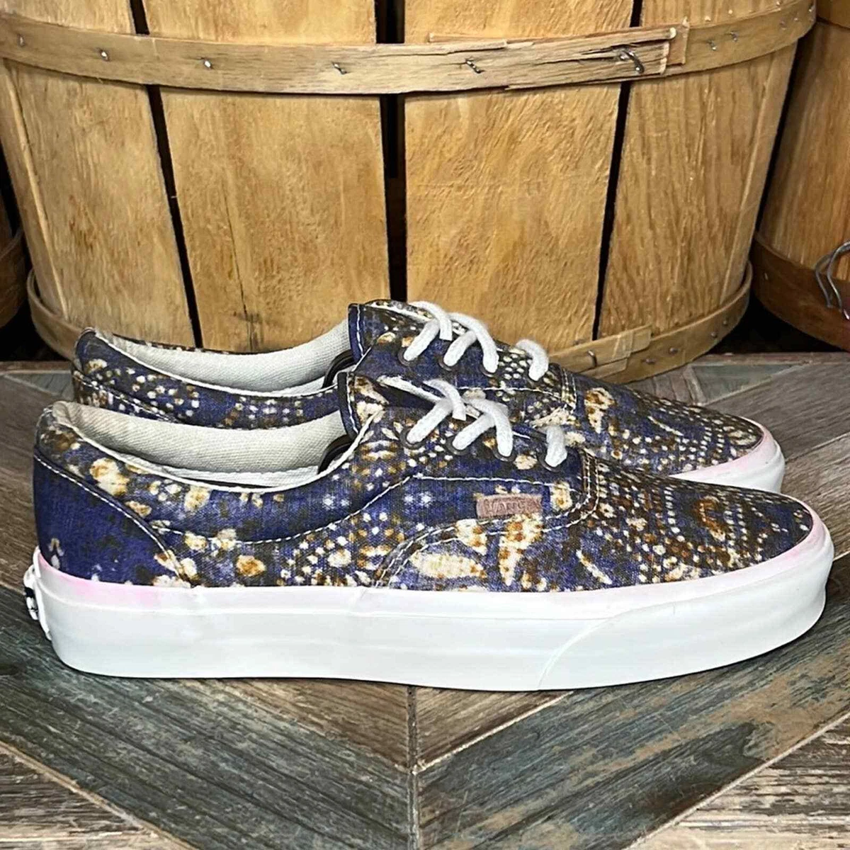 Vans batik hotsell