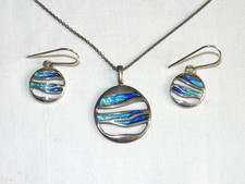 Schöne Malcolm grau Ortak Silber 925 Halskette & Ohrringe Set mit blauer Emaille