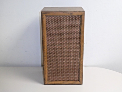 1x Universum 018.718.7 Vintage Stereo Speaker in Brown, 2-year warranty