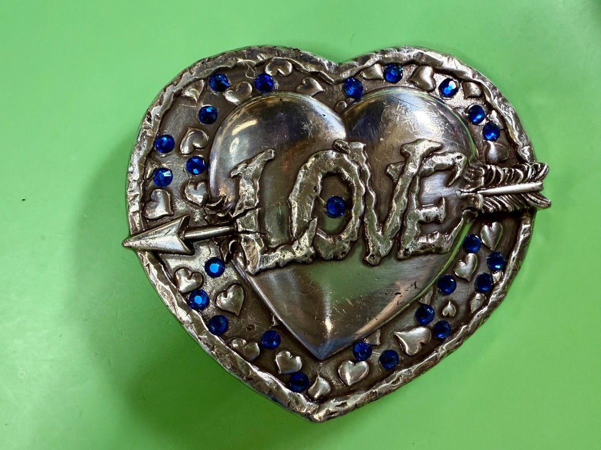 ?? Bling, Bling, Cupid\'s Fling! Heart shaped rhinestone belt buckle! ?? Beautiful Belt Buckle, Heart, Love, Cupid, Contemporary  main image 3