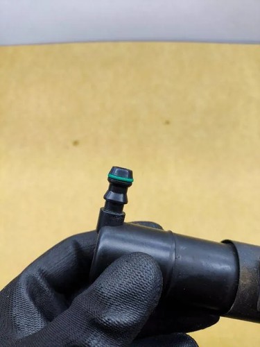 MERCEDES-BENZ C W204 Scheinwerferwaschanlage links A2048602847 2.10 33114576