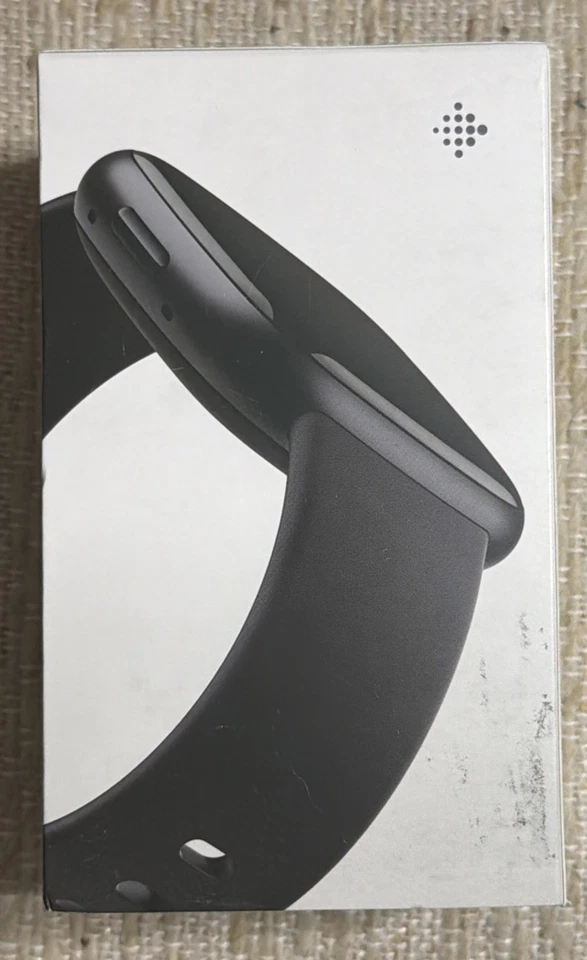 Fitbit Versa 4 Fitness Smartwatch - Black/Graphite....NEW!!! - Image 2 of 2