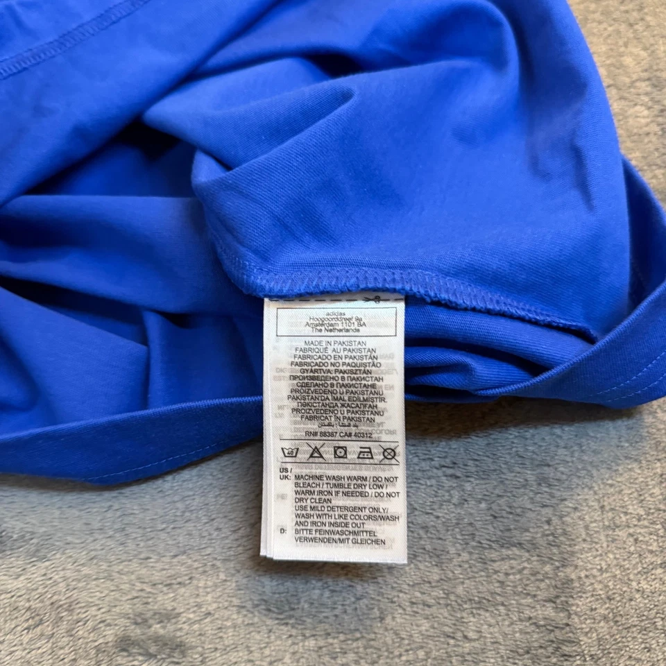 Regata Adidas azul gráfica multiesportivo treinamento JW3486 masculina média nova com etiquetas - Imagem 4 de 4